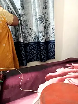 Hotty-rumi live sex cam