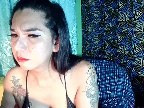 WorldClassEmerald live sex cam