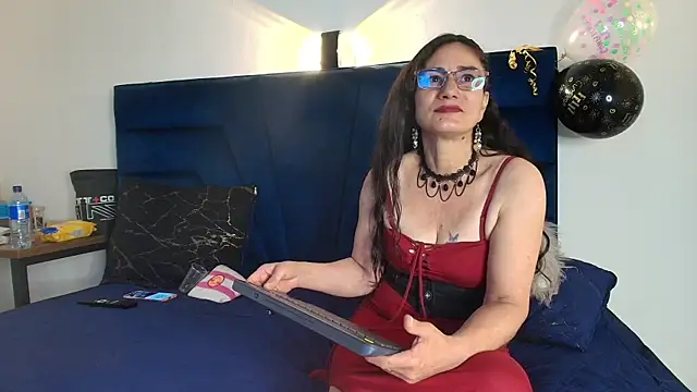 sharon_stone5's cam snapshot