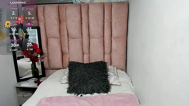 Issa_Milf__'s cam snapshot