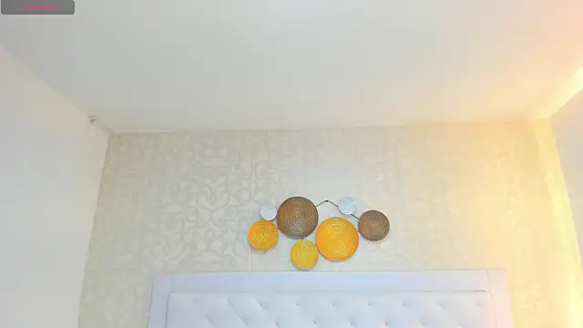 debora_scoot's cam snapshot