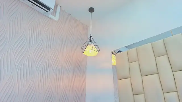 Vero_Temptation's cam snapshot