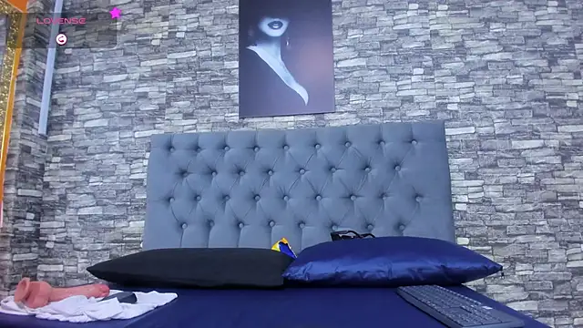 PenelopeDawson's cam snapshot