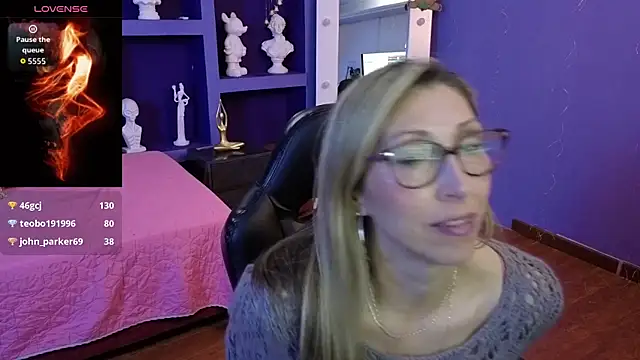 Scarlett_079's cam snapshot