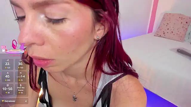 Emi_Rosee's cam snapshot