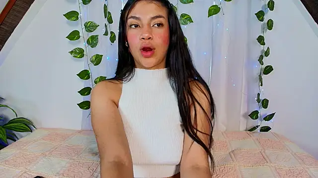 lucia_sweeet's cam snapshot