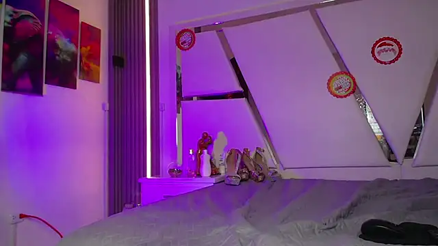 chloe__Jones_'s cam snapshot