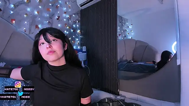 Katemoss70 live sex cam