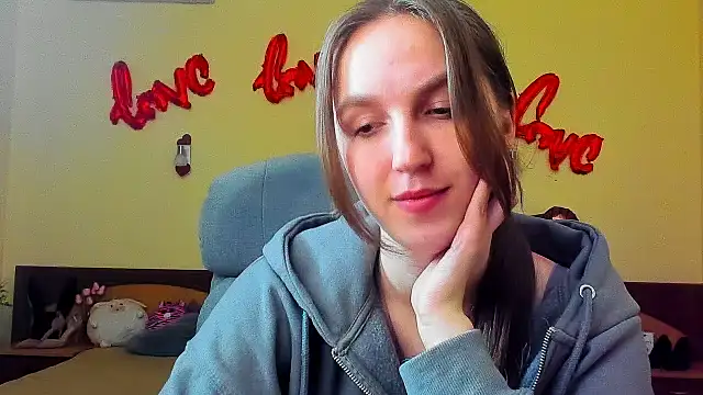 Nesie-Stoun's cam snapshot