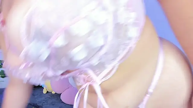 LucieAngels's cam snapshot