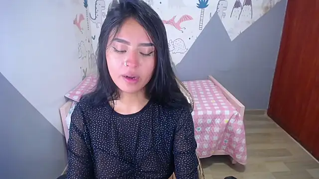 sophiia_t's cam snapshot