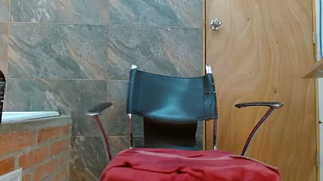 Heidy_Wells's cam snapshot