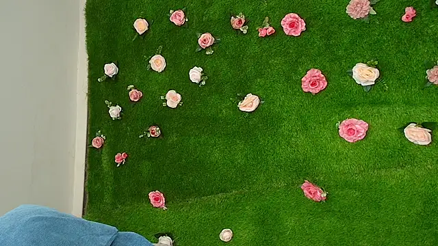 Huge_Titties_'s cam snapshot