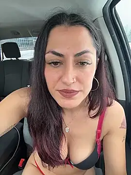 YourQueen18's cam snapshot