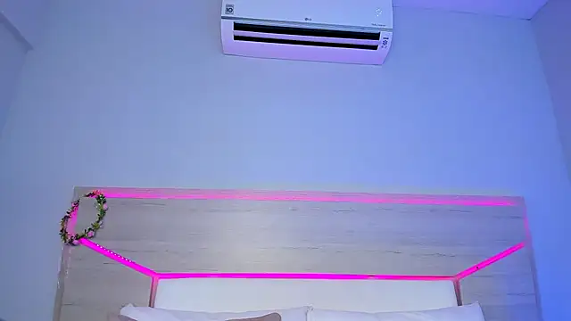 ZoeMorris's cam snapshot