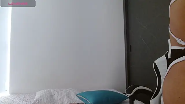 candy_rosemaryy's cam snapshot