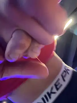 F3ckd0lllucy's cam snapshot