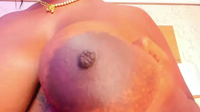 KristineLS's cam snapshot