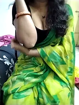 Miss_sruthi's cam snapshot