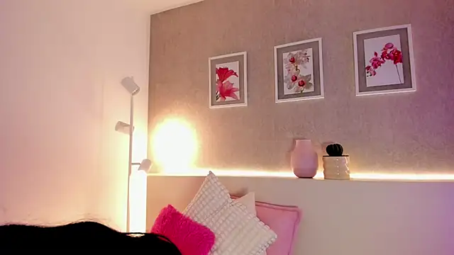 roxannegomez's cam snapshot