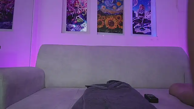 KayraOwen's cam snapshot