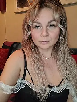 candy_queeen's cam snapshot