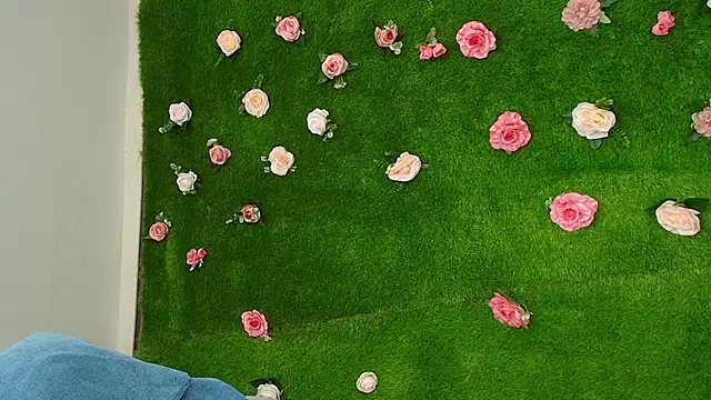 Huge_Titties_'s cam snapshot