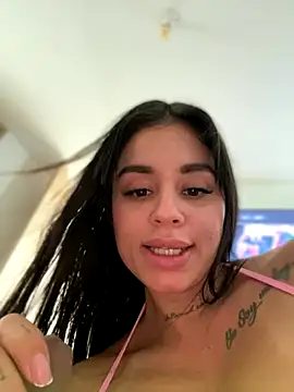 LaraHenao's cam snapshot