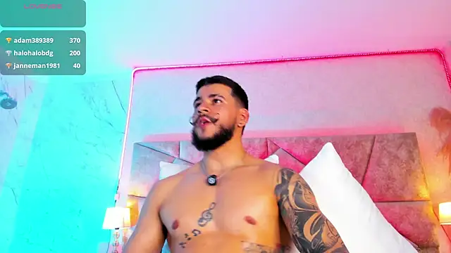 DickGriffith_'s cam snapshot