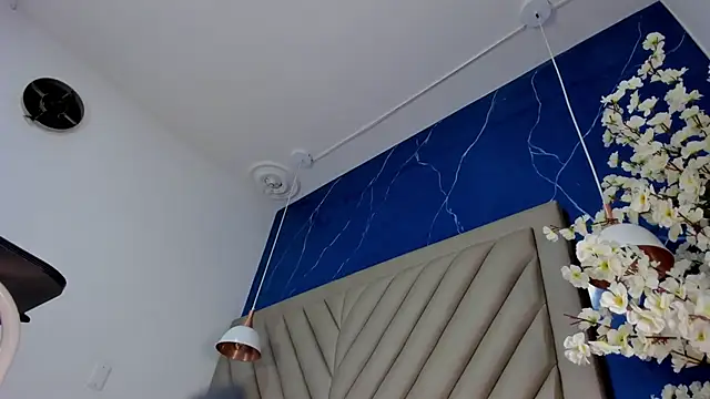 Ibbie_drastic's cam snapshot