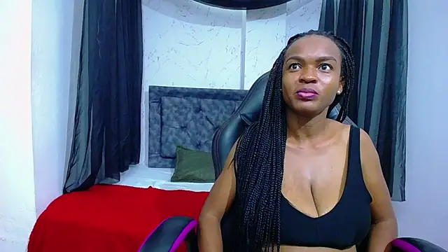 mia__thomson_'s cam snapshot