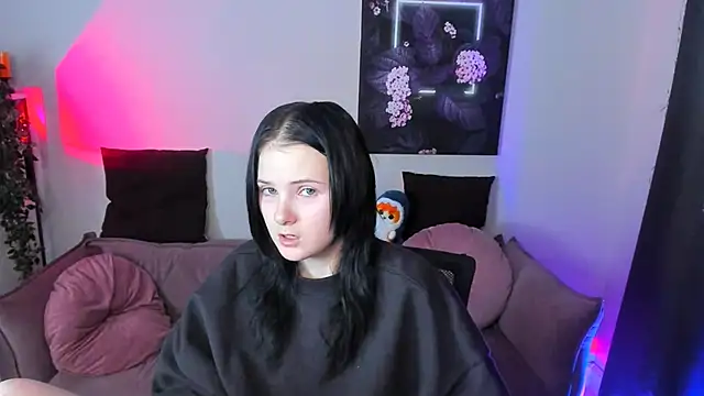 Leila_xxBaby's cam snapshot