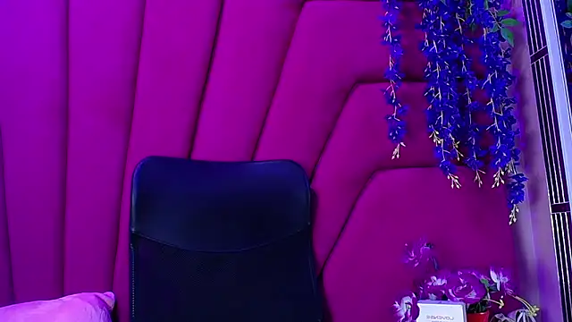 nathalia_pink's cam snapshot