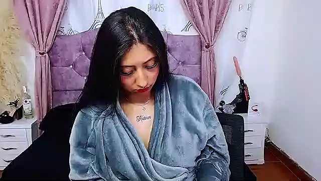 Wendy-13's cam snapshot