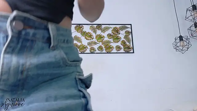 natalia_aguirre1's cam snapshot