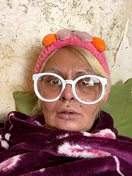 Gardener_of_Illusions's cam snapshot