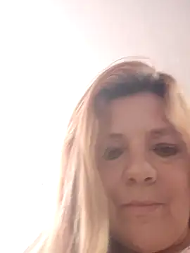 karlaanqui1's cam snapshot