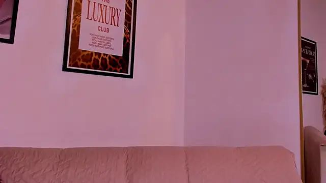 april_higgins's cam snapshot