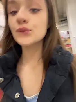 KittyQueeny's cam snapshot