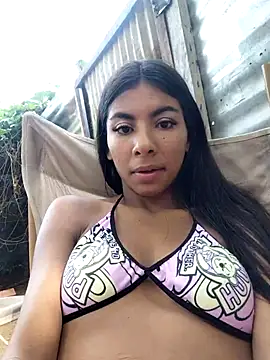 chaparritahot99's cam snapshot