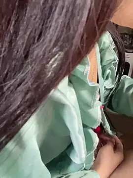 Mina048's cam snapshot