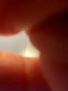 pleasedontpressaredburton's cam snapshot