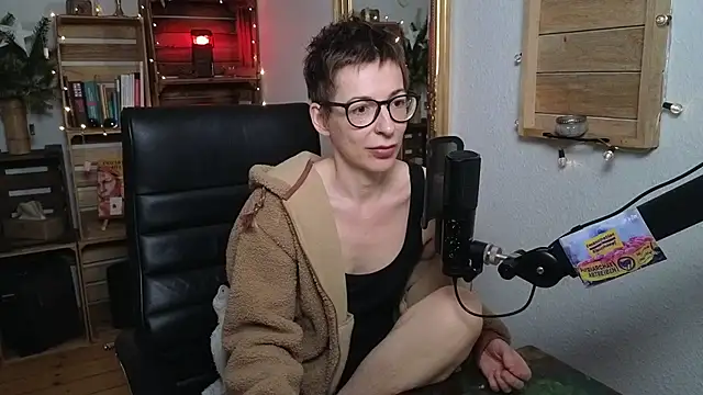 Antifistin's cam snapshot