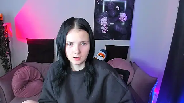 Leila_xxBaby's cam snapshot