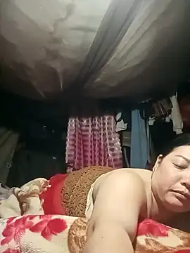 sary-hot2x's cam snapshot