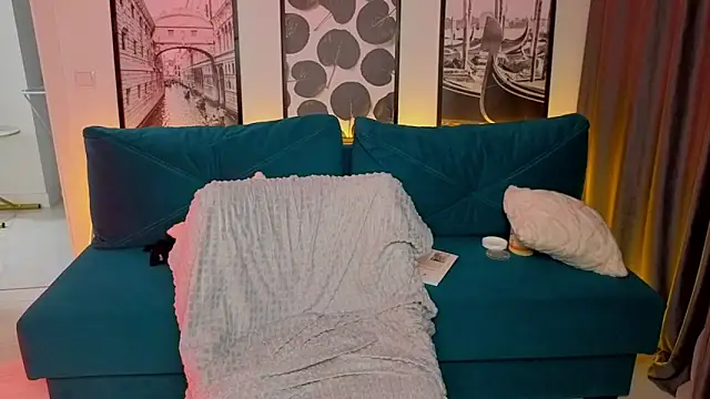 PaigeHalliwell_'s cam snapshot