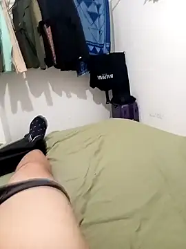 lameraverja123's cam snapshot