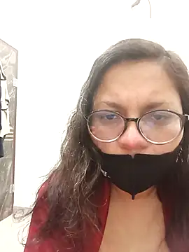 Mahira_sharma01's cam snapshot