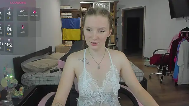 Mary_Blu's cam snapshot