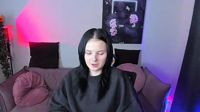 Leila_xxBaby's cam snapshot